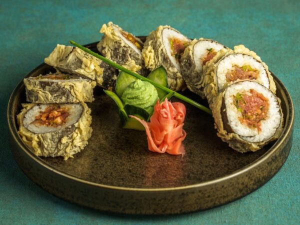 SPICY TUNA TEMPURA ROLL