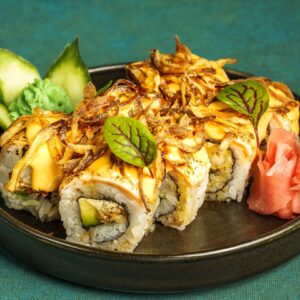SALMON AND TEMPURA SHRIMP ROLL